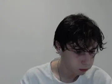 little_effy18_ chat room preview Image 7