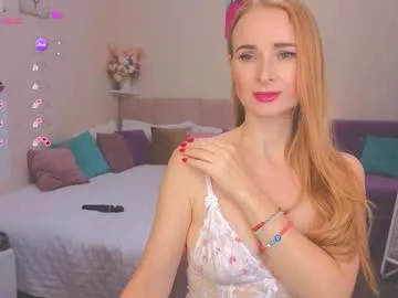 little_effy18_ chat room preview Image 10