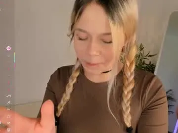 mashalush – webcam model profile photo Image 2