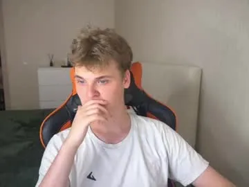 amandateasing – webcam model profile photo Image 10