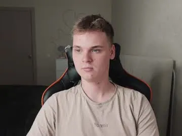 amandateasing – webcam model profile photo Image 17