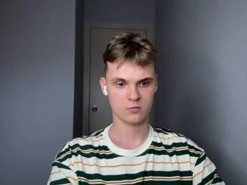 amandateasing – webcam model profile photo Image 4