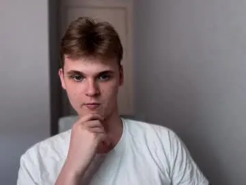 amandateasing – webcam model profile photo Image 7