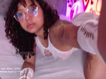 glamourousmom – webcam model profile photo Image 15