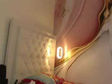 sanata_james chat room preview Image 11