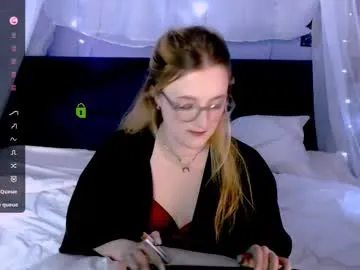 sigmasian – webcam model profile photo Image 14