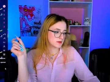 sigmasian – webcam model profile photo Image 6