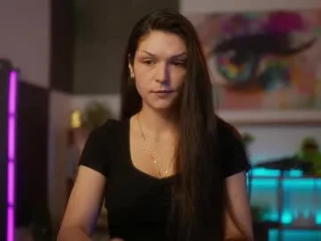 little_effy18_ chat room preview Image 13