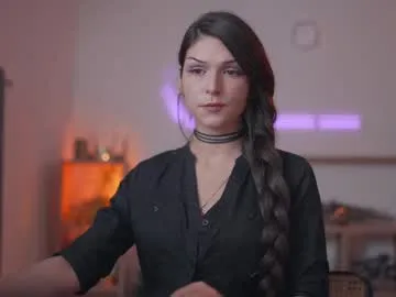 little_effy18_ chat room preview Image 4