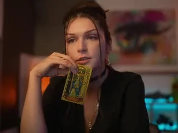 little_effy18_ chat room preview Image 6