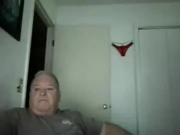 brad_summer – webcam model profile photo Image 5