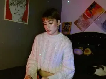 little_effy18_ chat room preview Image 12