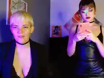 little_effy18_ chat room preview Image 13