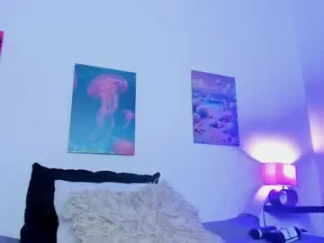 ronnie__g chat room preview Image 19