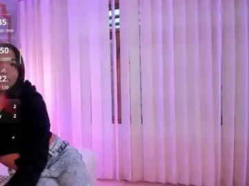 adreeaperez1 – webcam model profile photo Image 17