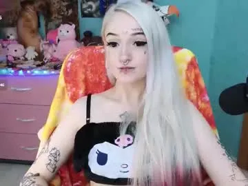 thifa2x – webcam model profile photo Image 9