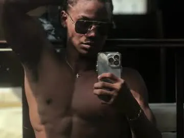 EmmaLush – webcam model profile photo Image 15