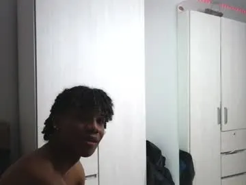 EmmaLush – webcam model profile photo Image 9