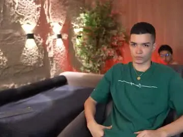 vicky_hotteei – webcam model profile photo Image 6