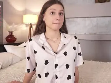 katy_and_paola chat room preview Image 2