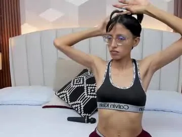 sareandrob – webcam model profile photo Image 15