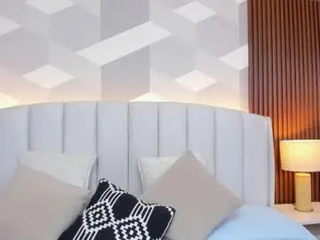 sareandrob – webcam model profile photo Image 6