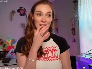 little_effy18_ chat room preview Image 4