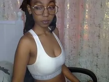 pauladream – webcam model profile photo Image 2