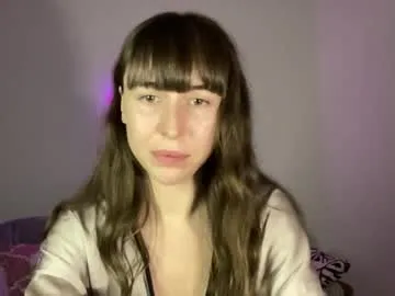 maroonaaa chat room preview