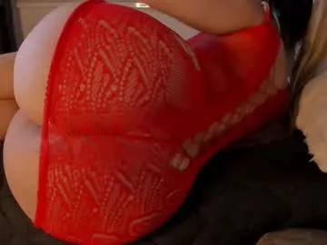 sareandrob – webcam model profile photo Image 12