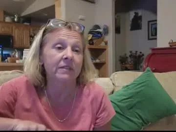 sareandrob – webcam model profile photo Image 8