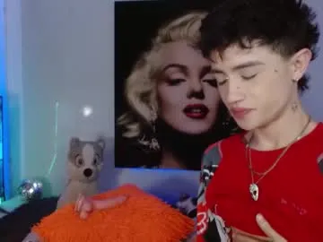 sareandrob – webcam model profile photo Image 3