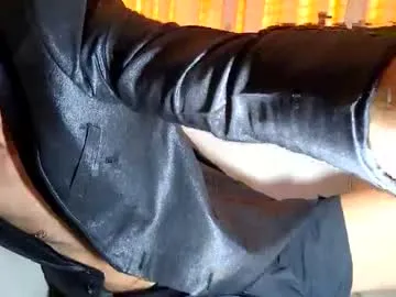 sareandrob – webcam model profile photo Image 10