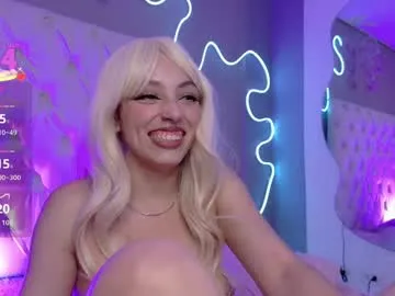 emily_valencia_1 – webcam model profile photo Image 16