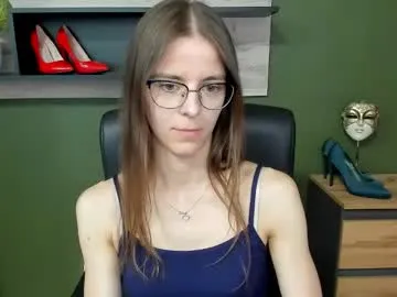 tiffy_fox – webcam model profile photo Image 17