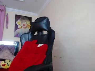 sareandrob – webcam model profile photo Image 4