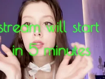 bridgetbottrell – webcam model profile photo Image 9