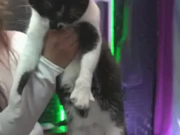 sladkoezka – webcam model profile photo Image 13