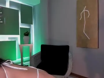 katy_and_paola chat room preview Image 13