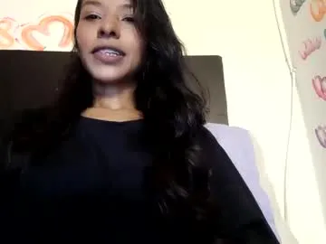 sattine – webcam model profile photo Image 17