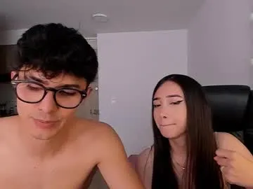 sareandrob – webcam model profile photo Image 15