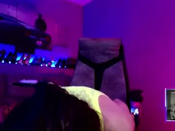 sareandrob – webcam model profile photo Image 15