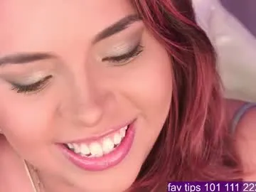 CelestialChloe chat room preview Image 16