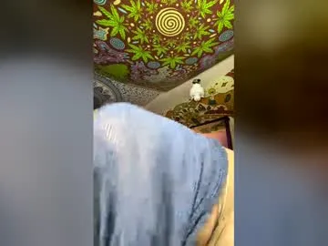 miss_honeypotpie chat room preview