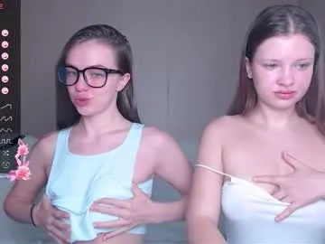 sherylov – webcam model profile photo Image 12