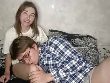 sarahandzack – webcam model profile photo Image 2