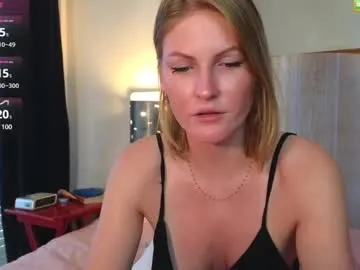 evie_may chat room preview Image 7