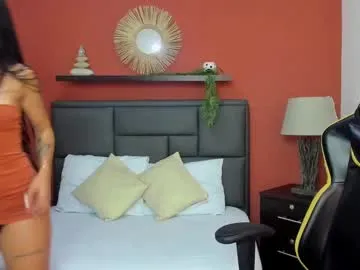 little_effy18_ chat room preview Image 2