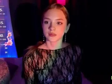 thifa2x – webcam model profile photo Image 13