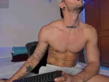 sareandrob – webcam model profile photo Image 8